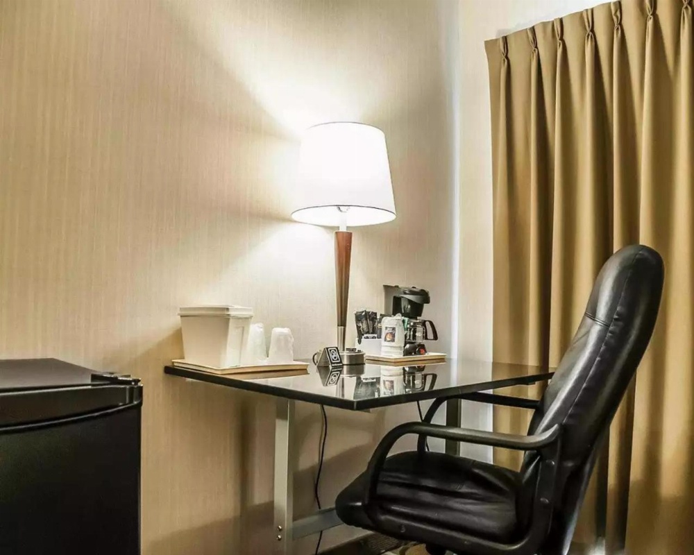 Comfort Inn Main image
